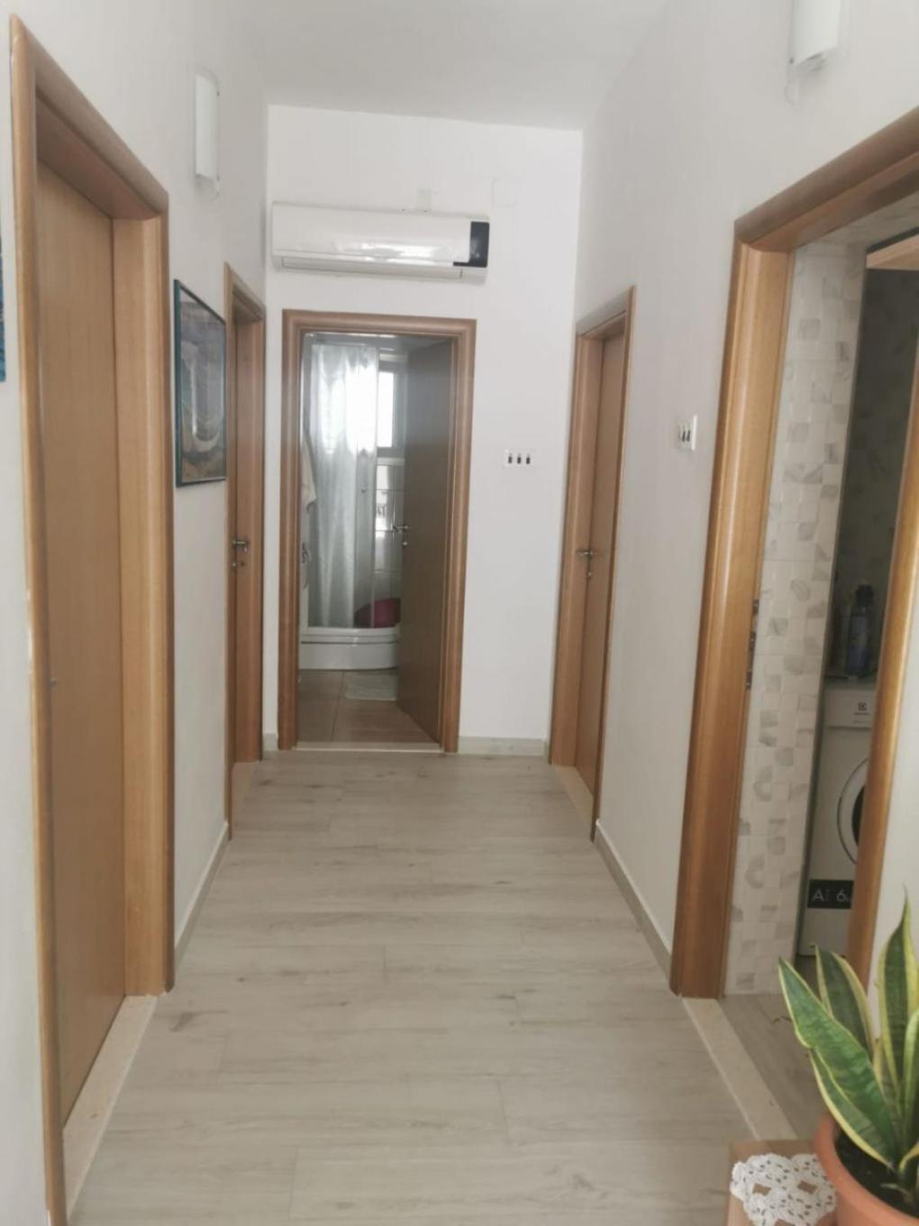 Apartments Marija Τρογκίρ Εξωτερικό φωτογραφία